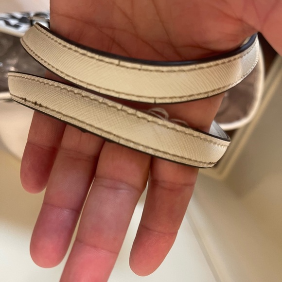 Michael Kors Black and White Tote Bag - Picture 6 of 8